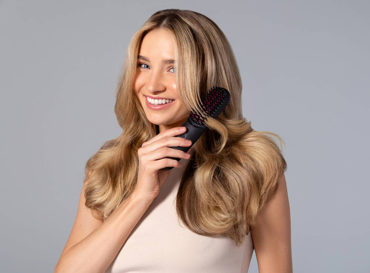 Why Your Hair Hates You (And How the Right Hair Detangler Spray Can Fix It)